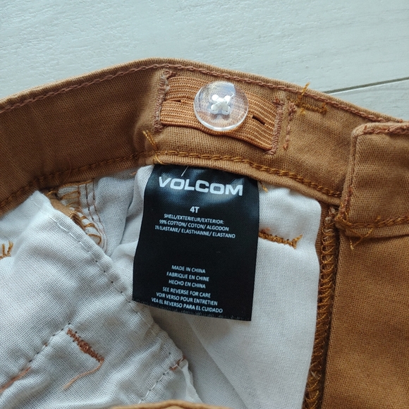 VOLCOM NEW toddler Linen Button Up Shirt & Chino Shorts Set - Picture 10 of 12